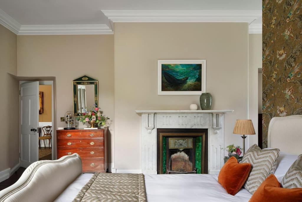 Dripsey Castle Estate Villa คอร์ก ภายนอก รูปภาพ