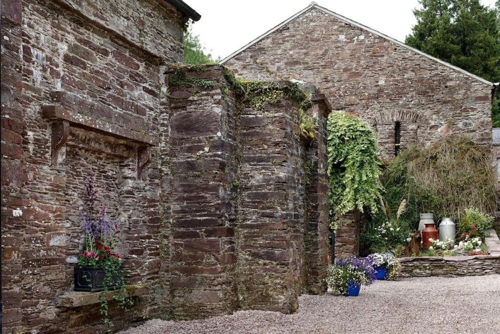 Dripsey Castle Estate Villa คอร์ก ภายนอก รูปภาพ